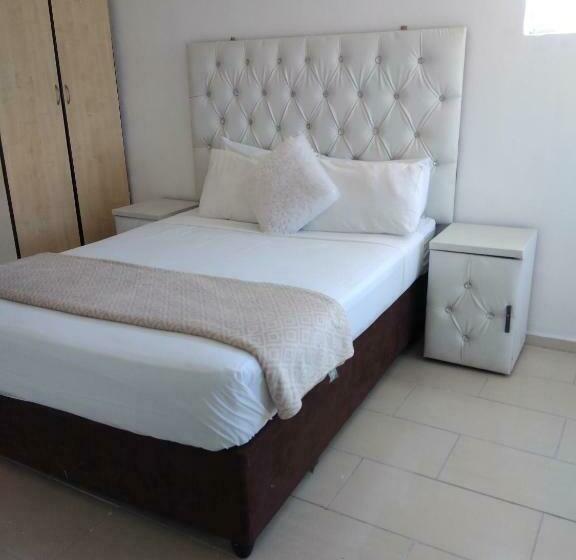 Пансион La Saville Bnb