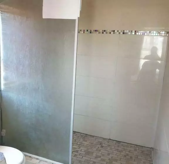 Majatalo La Saville Bnb