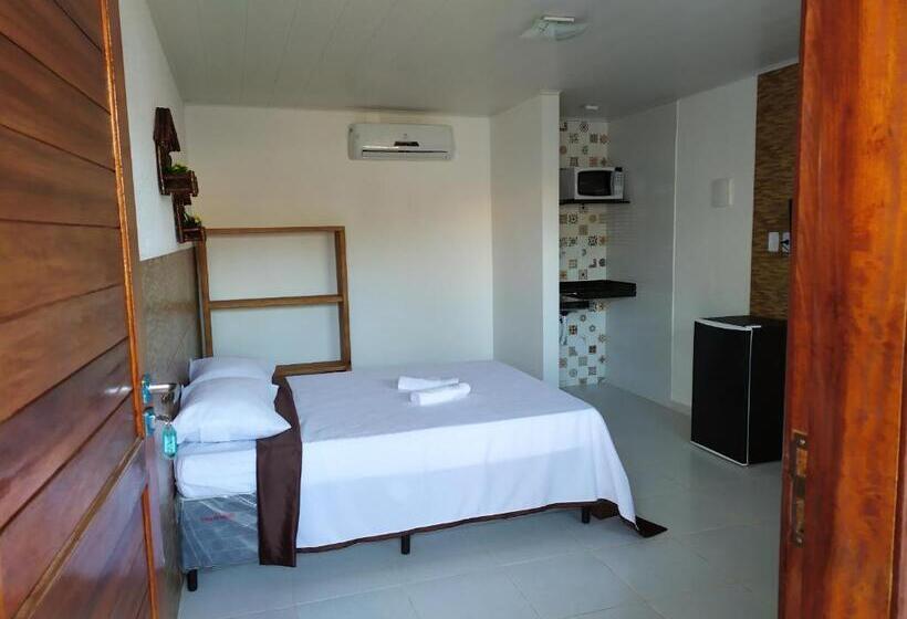 פנסיון Recanto Das Folhas