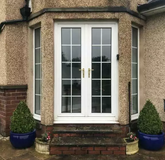 ペンション The Neuk