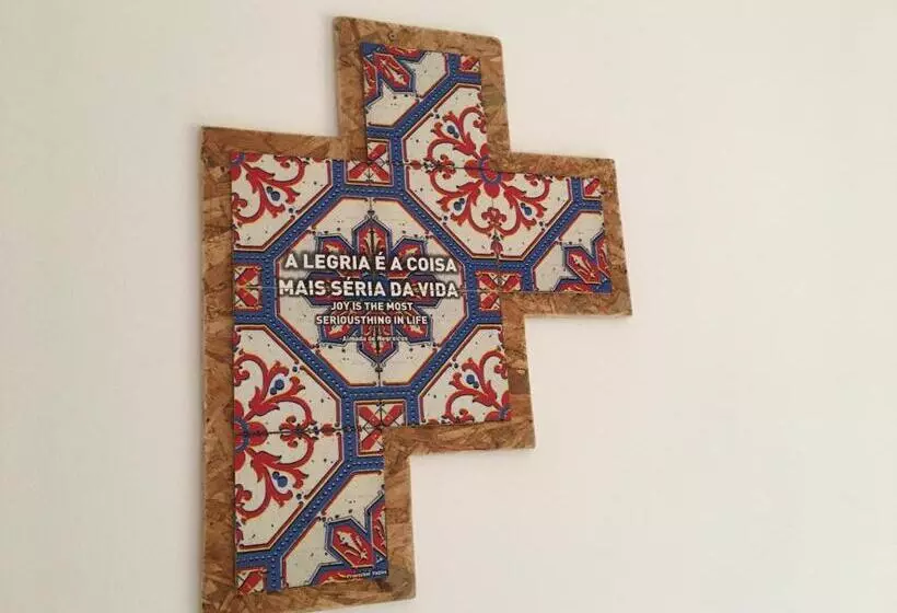 ペンション Vagos Art.lab