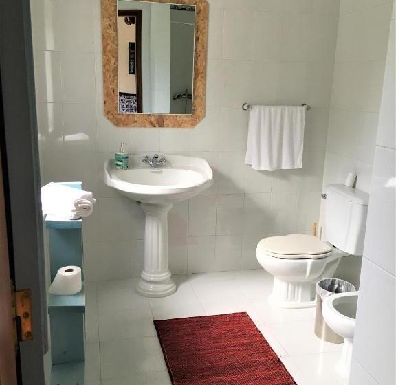 פנסיון Vagos Art.lab