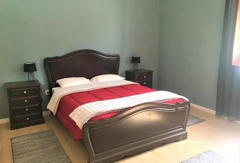 ペンション Vagos Art.lab