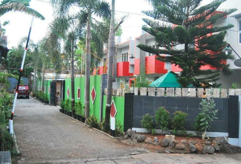 בית מלון כפרי Wisma Andany