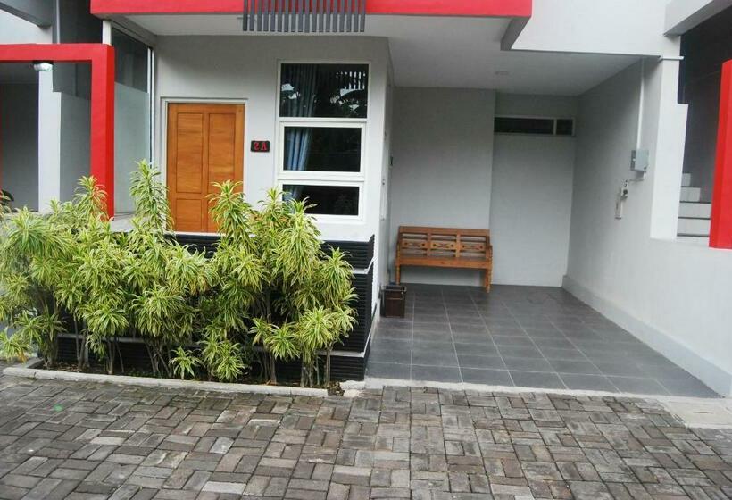 בית מלון כפרי Wisma Andany