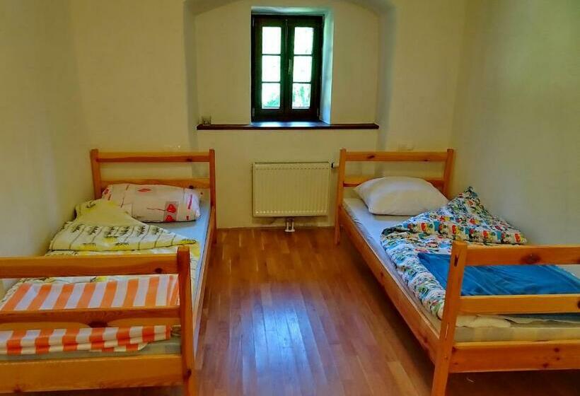 پانسیون Dom Pristava