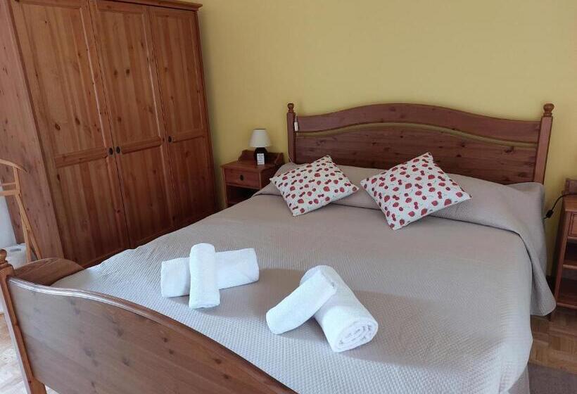 بنسيون Fragole E Menta