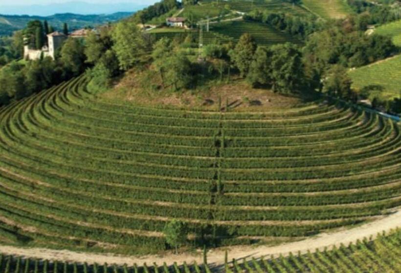 بنسيون Fragole E Menta