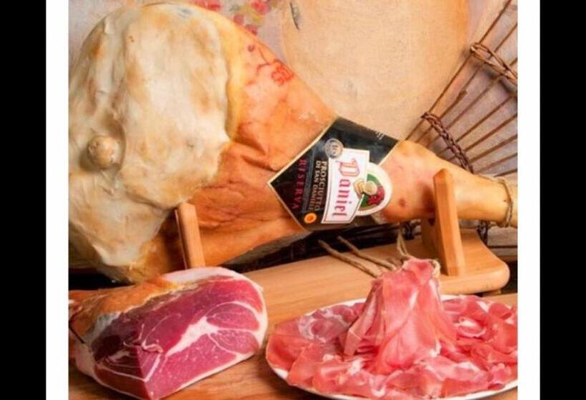 بنسيون Fragole E Menta