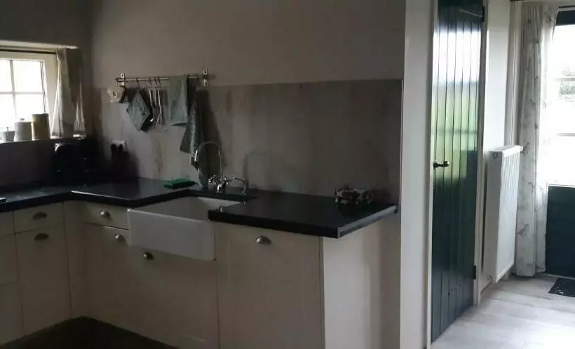 Aamiaismajoitus (B&B) De Waterjuffer