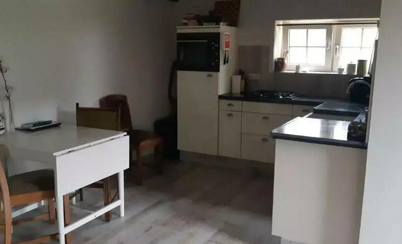 Aamiaismajoitus (B&B) De Waterjuffer