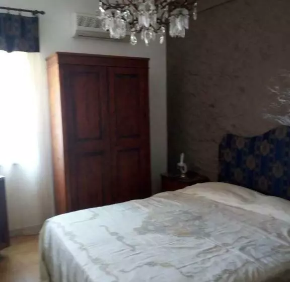 ベッドアンドブレックファースト B B Casa Vacanze Il Pino Di Pino