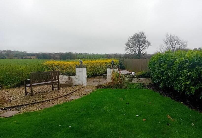 住宿加早餐  Creeghduff Lodge