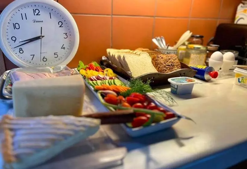 Aamiaismajoitus (B&B) Egen Stuga Med Delat Badrum