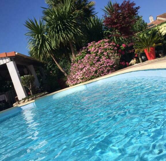 צימר La Roseraie