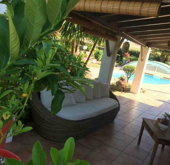 צימר La Roseraie