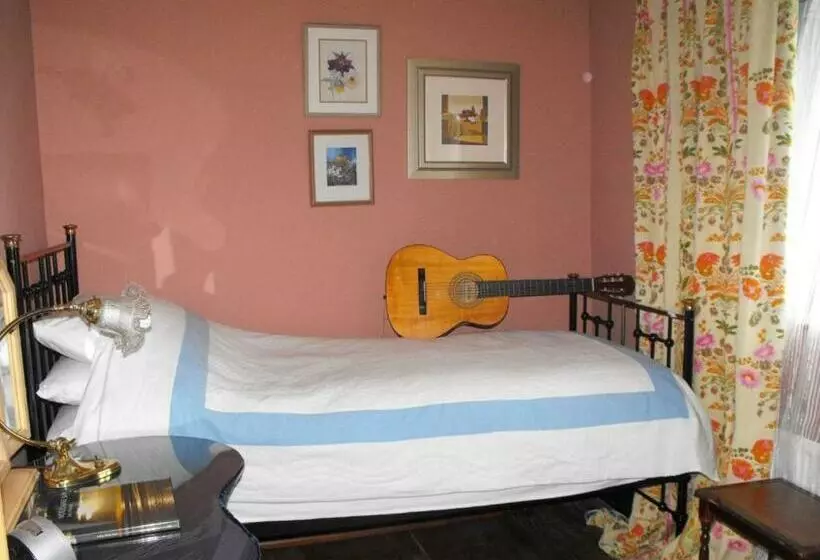 Bed and Breakfast Whitmore