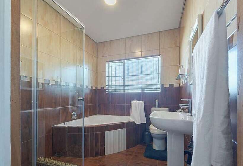 Pension Botle Ba Afrika Lodge