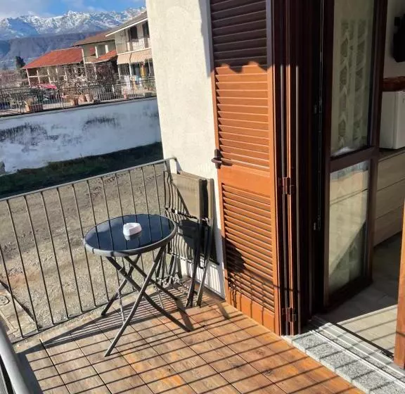 Majatalo Camera Con Vista Castello