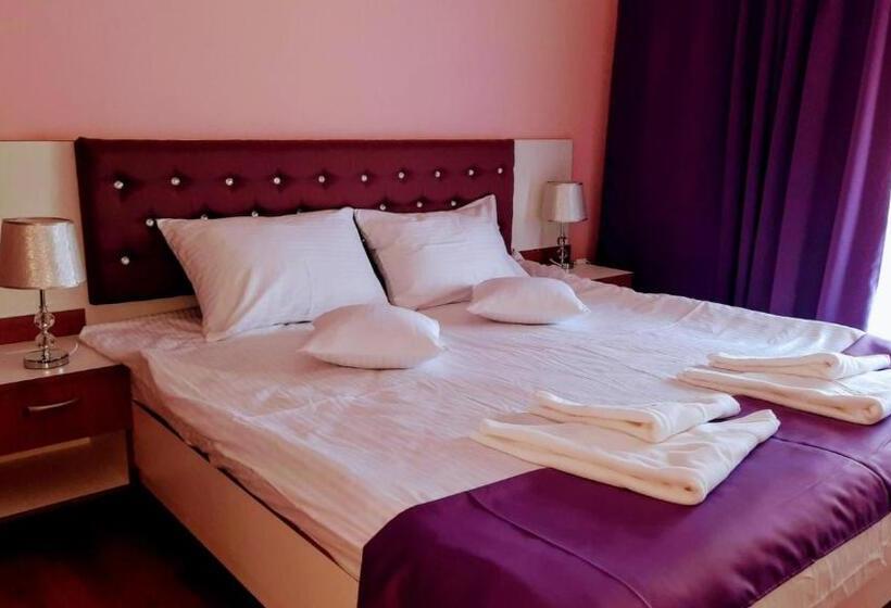 Пансион Casa Leucian