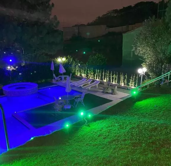 Majatalo Chalés Marinelli Em São Roque