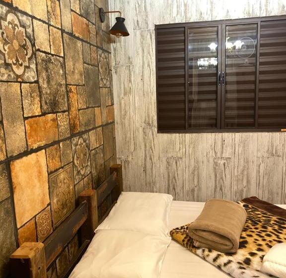 膳宿费 Chalés Marinelli Em São Roque