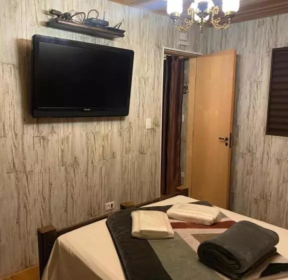 Majatalo Chalés Marinelli Em São Roque