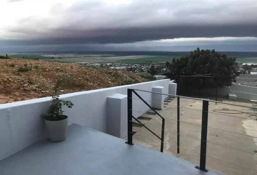 Majatalo La Liberté Freedom To Be