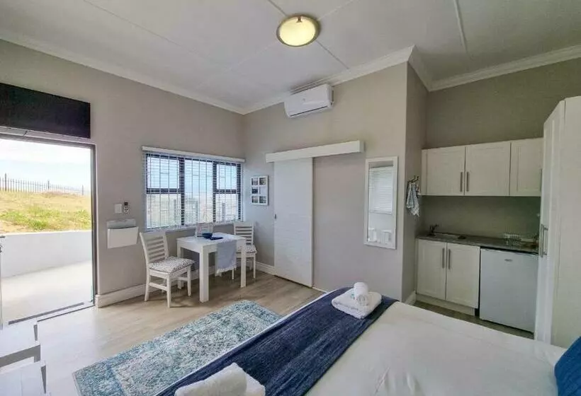 Majatalo La Liberté Freedom To Be