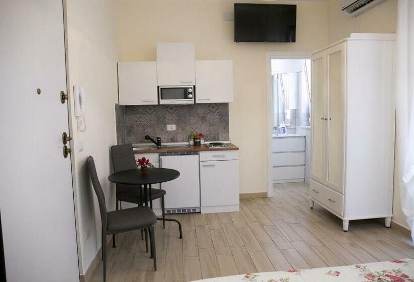 펜션 Ludovica Home