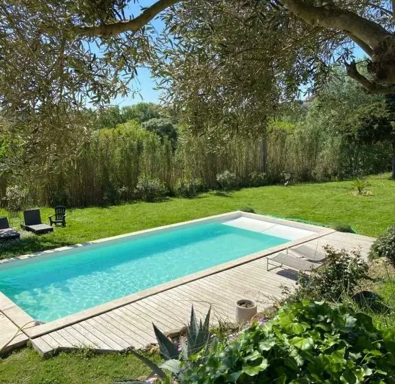 پانسیون Maisonnette Et Piscine