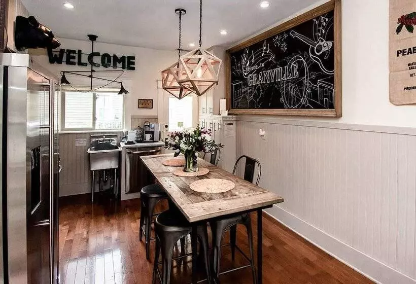 ペンション Studio 555