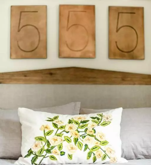 ペンション Studio 555