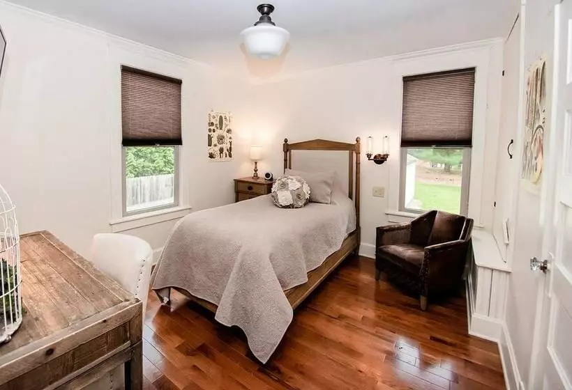 ペンション Studio 555