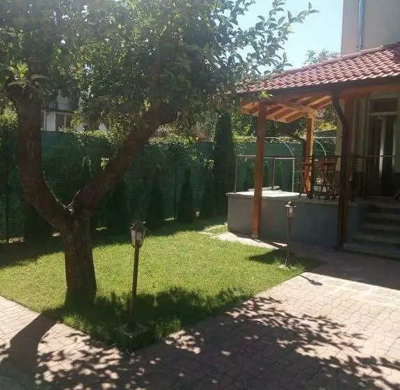 Majatalo Simada Green Guest House