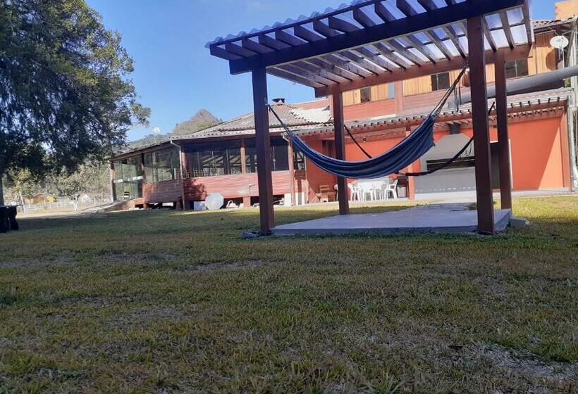 Majatalo Vale Da Geada