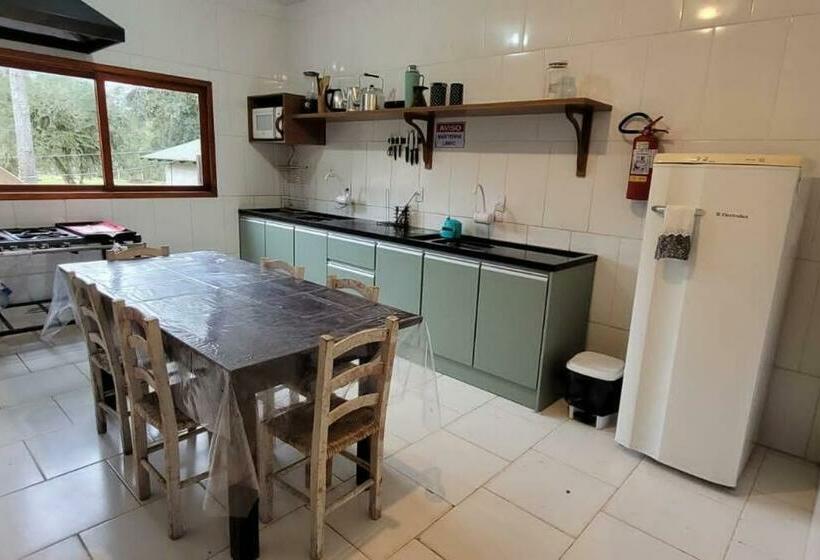 Majatalo Vale Da Geada