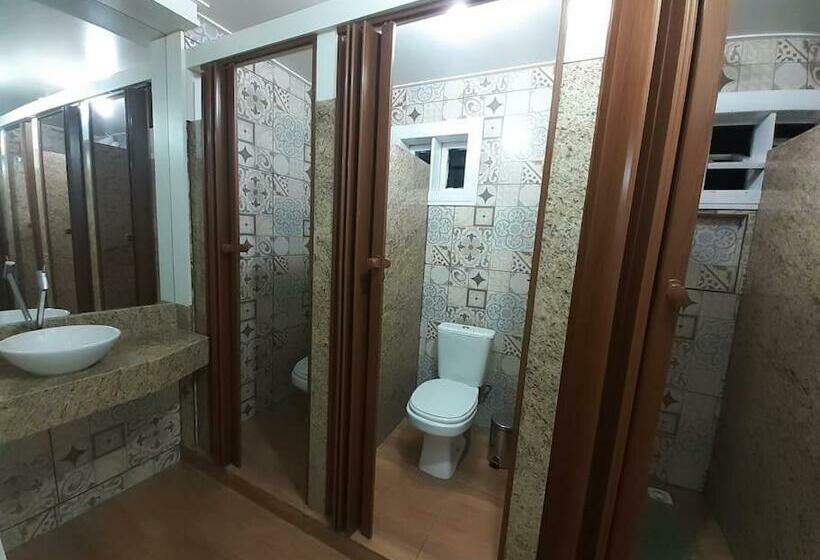 Majatalo Vale Da Geada