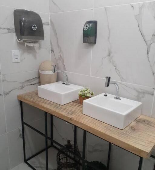 Majatalo Vale Da Geada