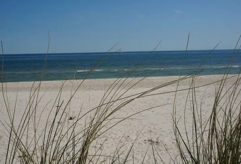 Retkeilymaja Kåseberga Hideout