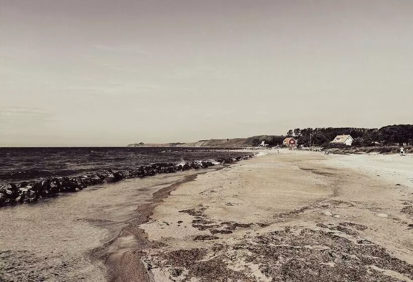 Retkeilymaja Kåseberga Hideout