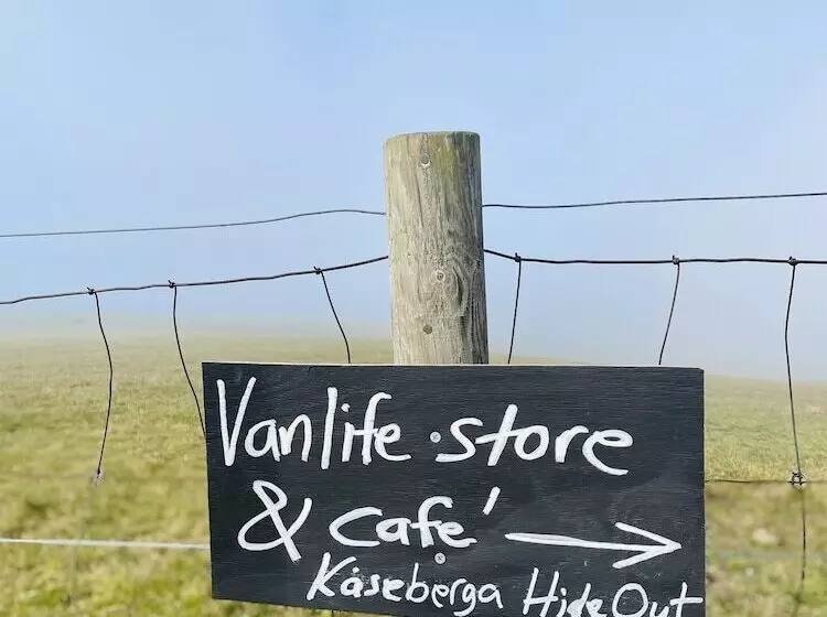 Retkeilymaja Kåseberga Hideout