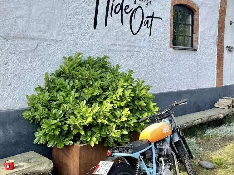 Retkeilymaja Kåseberga Hideout