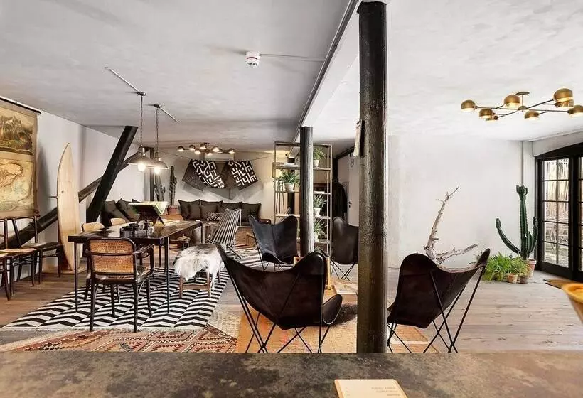 Retkeilymaja Kåseberga Hideout