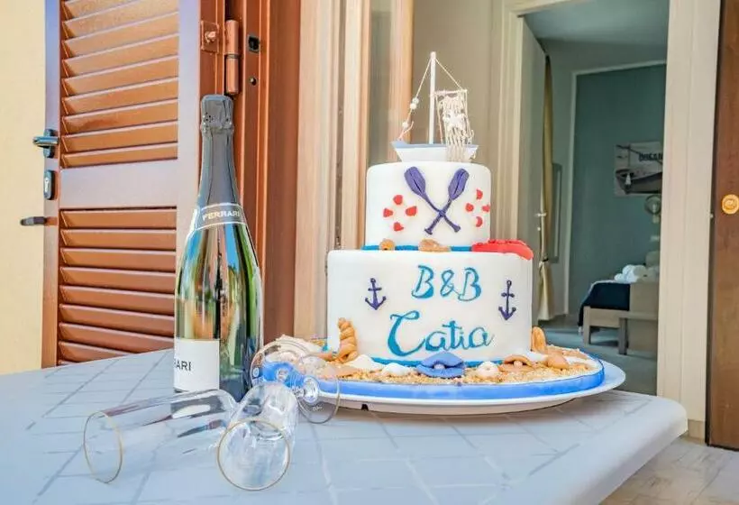 تختخواب و صبحانه Bebcatia