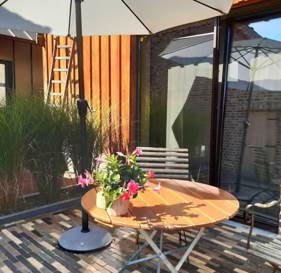 تختخواب و صبحانه Boerderaaj