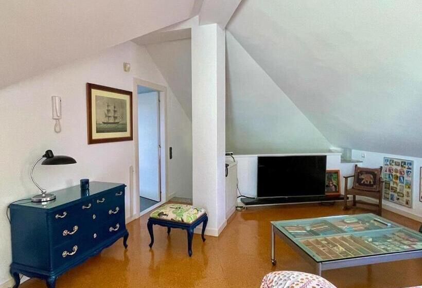 تختخواب و صبحانه Palm Maresme Suite With Bathroom And Living Room And Terrasse With Ocean Views In A Private Villa