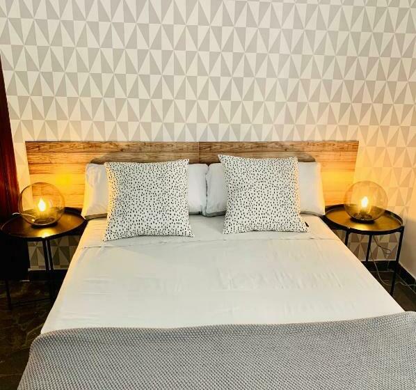 Pensión La Florida 19