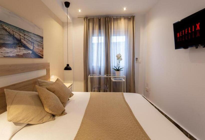 پانسیون Room Boutique 32