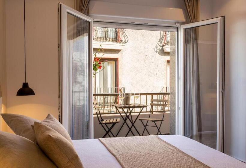 پانسیون Room Boutique 32